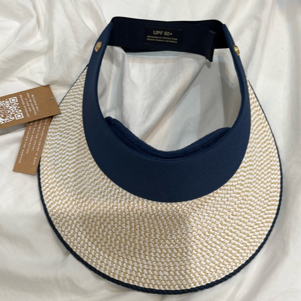 Brand New Eric Javits Champ Visor